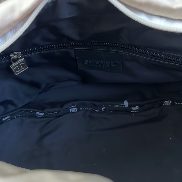 Vintage Chanel A29853 Sports CC Coco Mark Quilted Shoulder Bag Nylon White - Picture 8 of 8